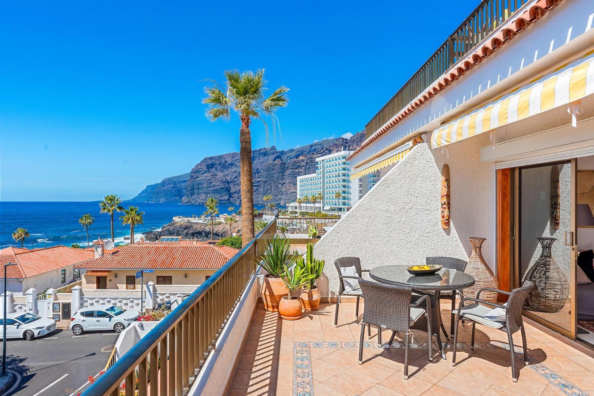 Home With Stunning View By Dream Homes Tenerife Puerto de Santiago  Zewnętrze zdjęcie
